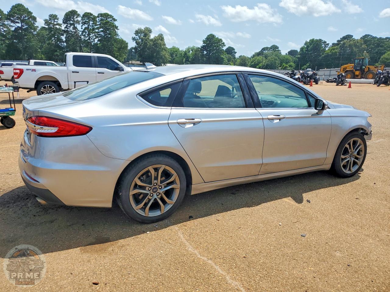 2020 FORD FUSION — фото 3