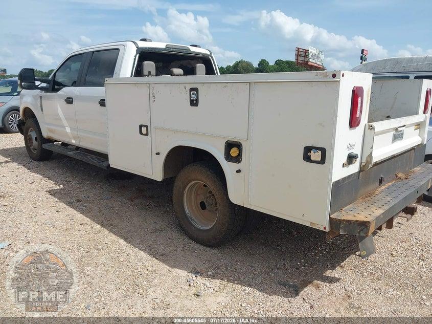 2020 FORD F-350 CHASSIS XL — фото 3