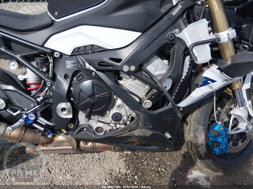 2024 BMW S 1000 RR — фото 8