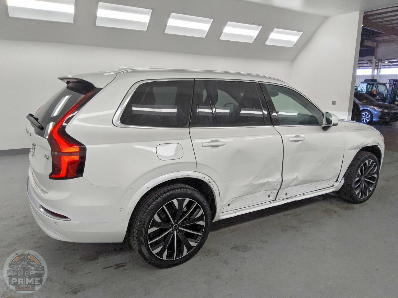 2025 VOLVO XC90 — фото 3