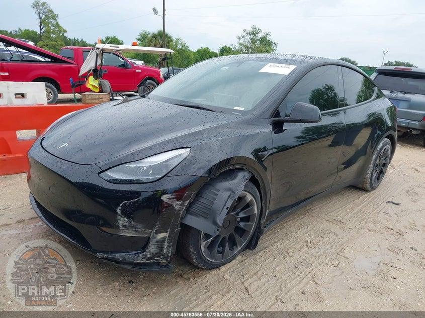 2024 TESLA MODEL Y LONG RANGE DUAL MOTOR ALL-WHEEL DRIVE — фото 2