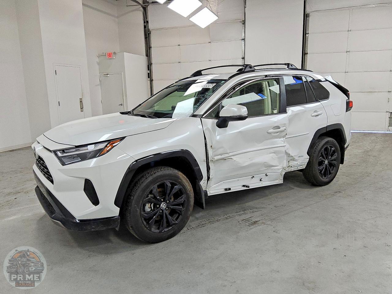 2025 TOYOTA RAV4 — фото 1