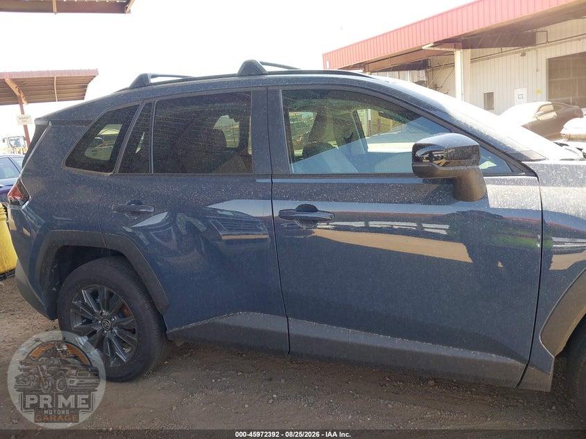 2026 TOYOTA RAV4 XLE PREMIUM — фото 13