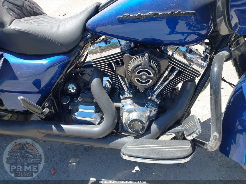 2015 HARLEY-DAVIDSON FLTRXS (ROAD GLIDE SPECIAL) ROAD GLIDE SPECIAL — фото 8
