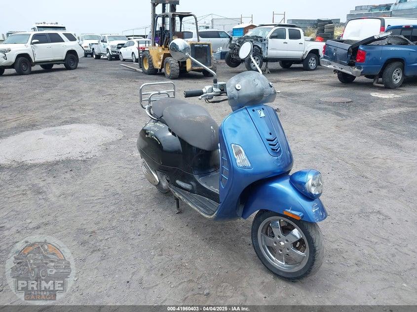 2016 VESPA GTS 300 SUPER — фото 1