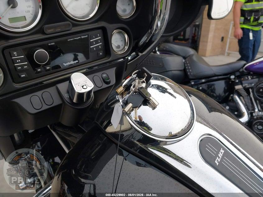 2008 HARLEY-DAVIDSON FLHX (STREET GLIDE) — фото 11