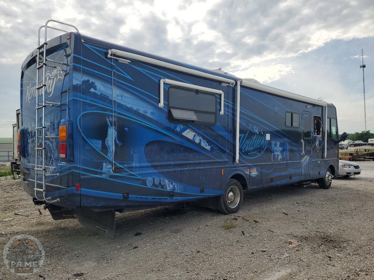 2005 WORKHORSE MOTORHOME — фото 4