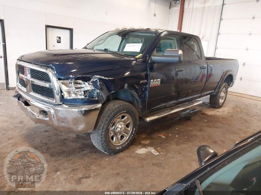 2018 RAM 3500 TRADESMAN  4X4 8' BOX — фото 2