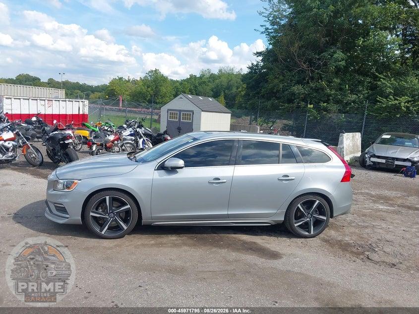 2015 VOLVO V60 T6 R-DESIGN PLATINUM — фото 14
