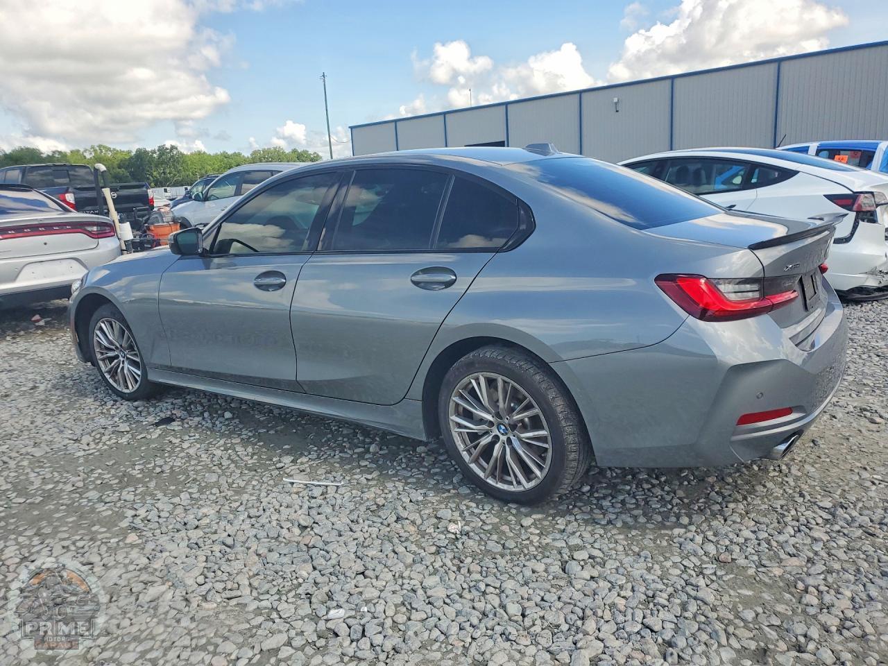 2023 BMW 3 SERIES — фото 2