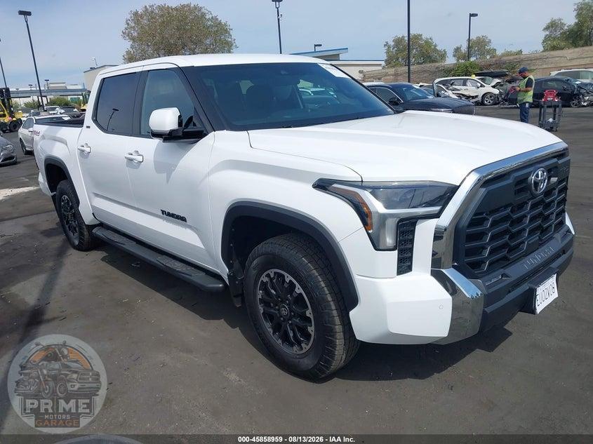 2026 TOYOTA TUNDRA SR5 CREWMAX 5.5' BED — фото 1