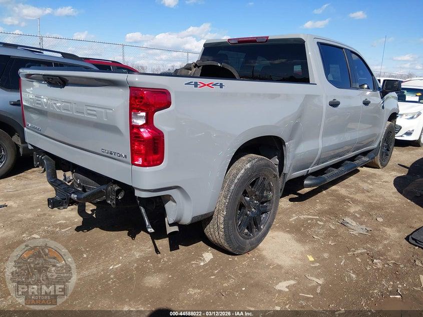 2024 CHEVROLET SILVERADO 1500 4WD  STANDARD BED CUSTOM — фото 4