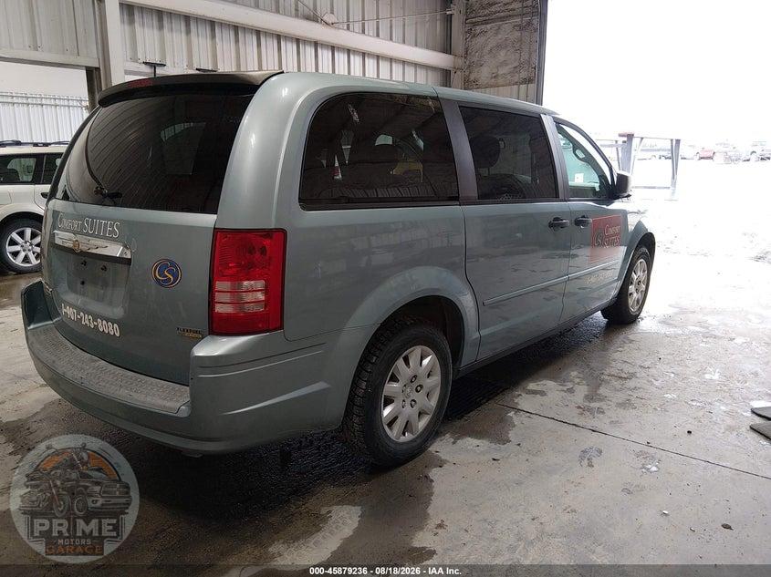 2008 CHRYSLER TOWN & COUNTRY LX — фото 4