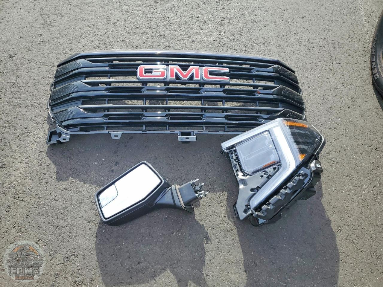 2025 GMC SIERRA — фото 12