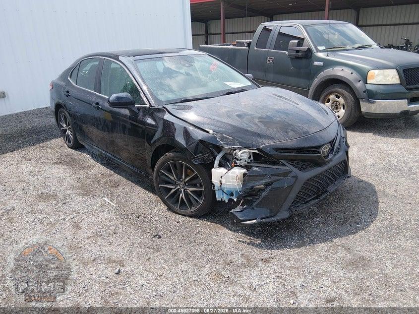 2018 TOYOTA CAMRY SE — фото 1