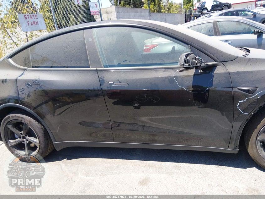 2026 TESLA MODEL Y PREMIUM REAR-WHEEL DRIVE/REAR-WHEEL DRIVE — фото 13