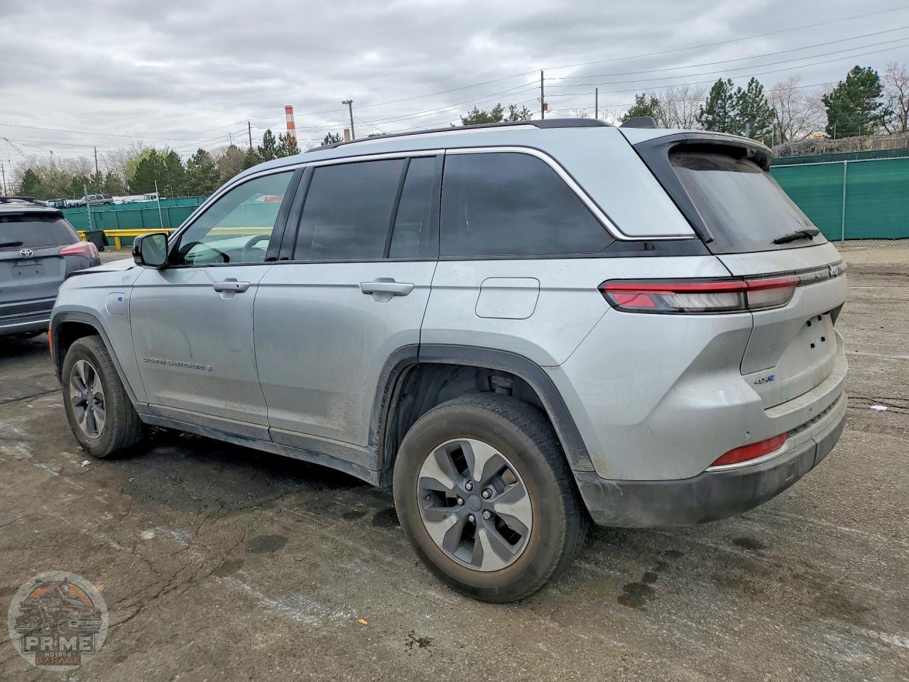 2022 JEEP GRAND CHEROKEE — фото 2