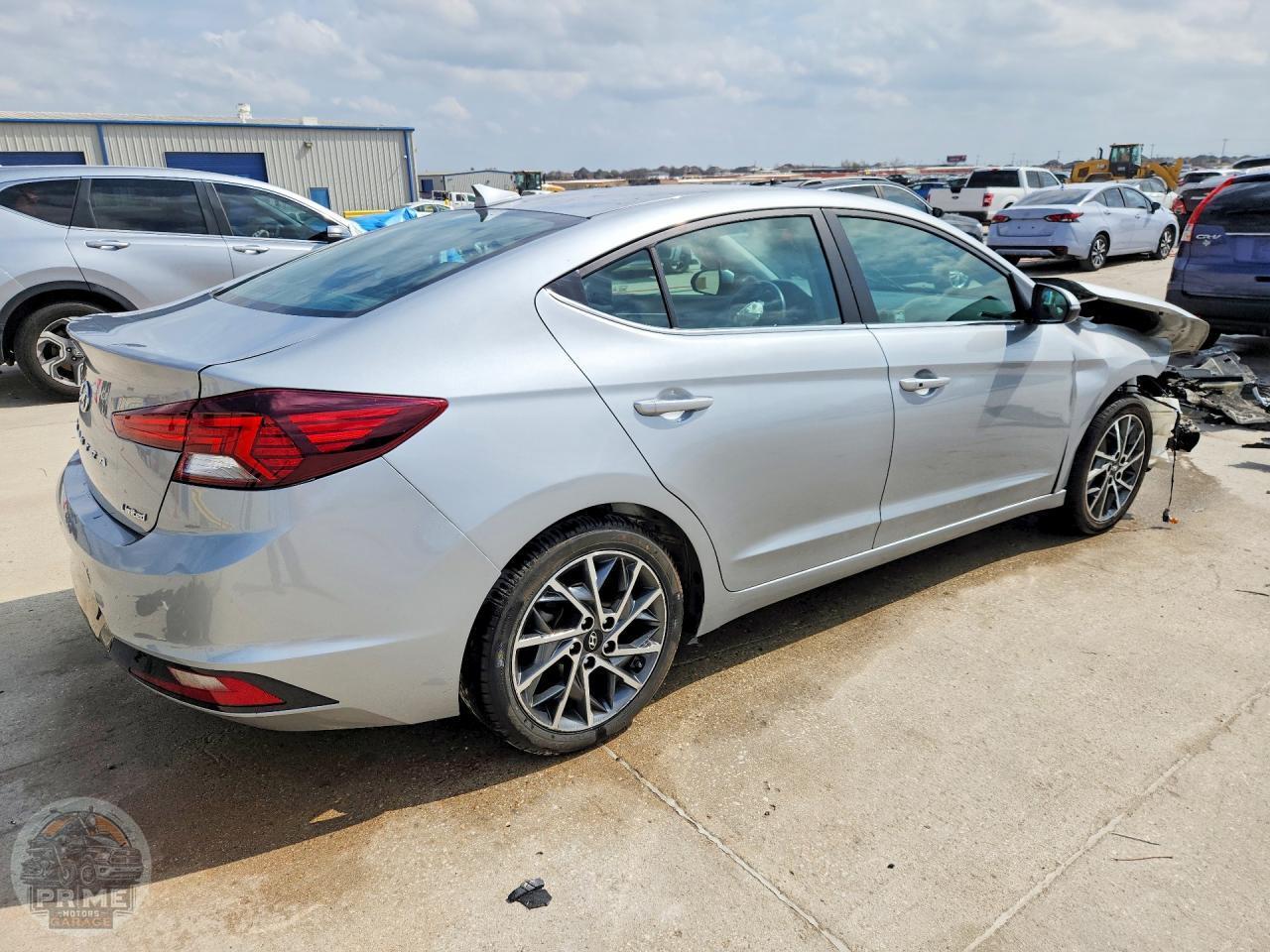 2020 HYUNDAI ELANTRA — фото 5