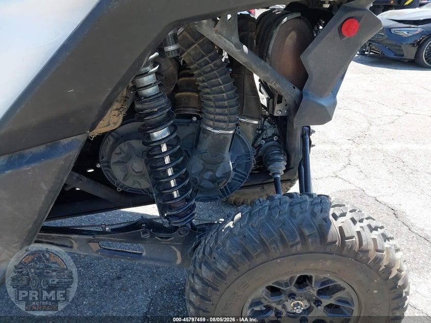 2019 CAN-AM MAVERICK X3 MAX TURBO — фото 9
