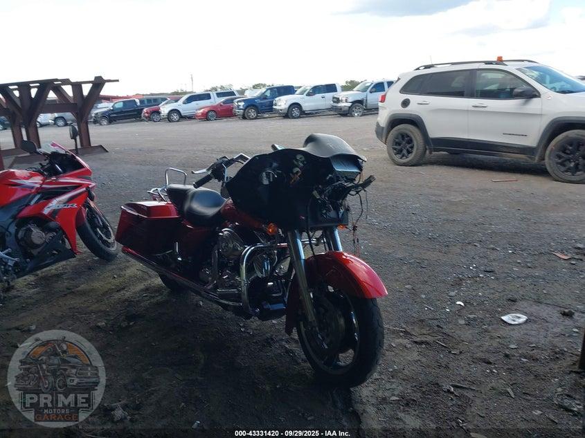 2013 HARLEY-DAVIDSON FLTRX (ROAD GLIDE, ROAD GLIDE CUSTOM) ROAD GLIDE CUSTOM