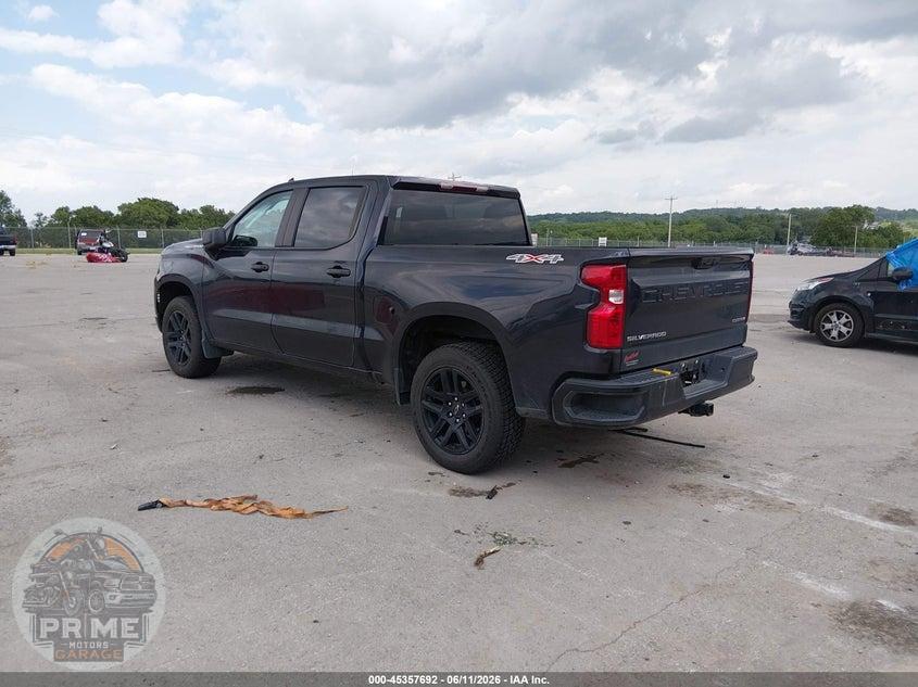 2022 CHEVROLET SILVERADO 1500 4WD  SHORT BED CUSTOM — фото 3