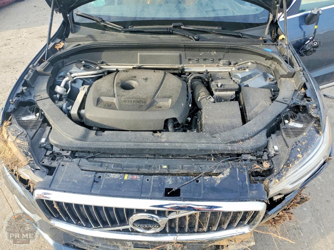2020 VOLVO XC60 — фото 12