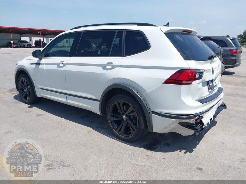 2023 VOLKSWAGEN TIGUAN 2.0T SE R-LINE BLACK — фото 3