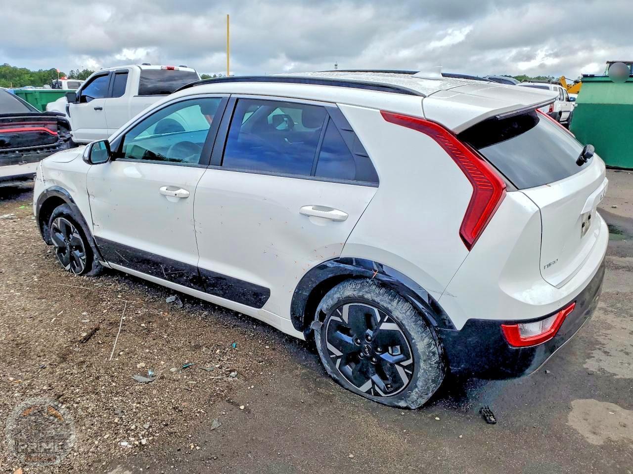 2024 KIA NIRO — фото 2