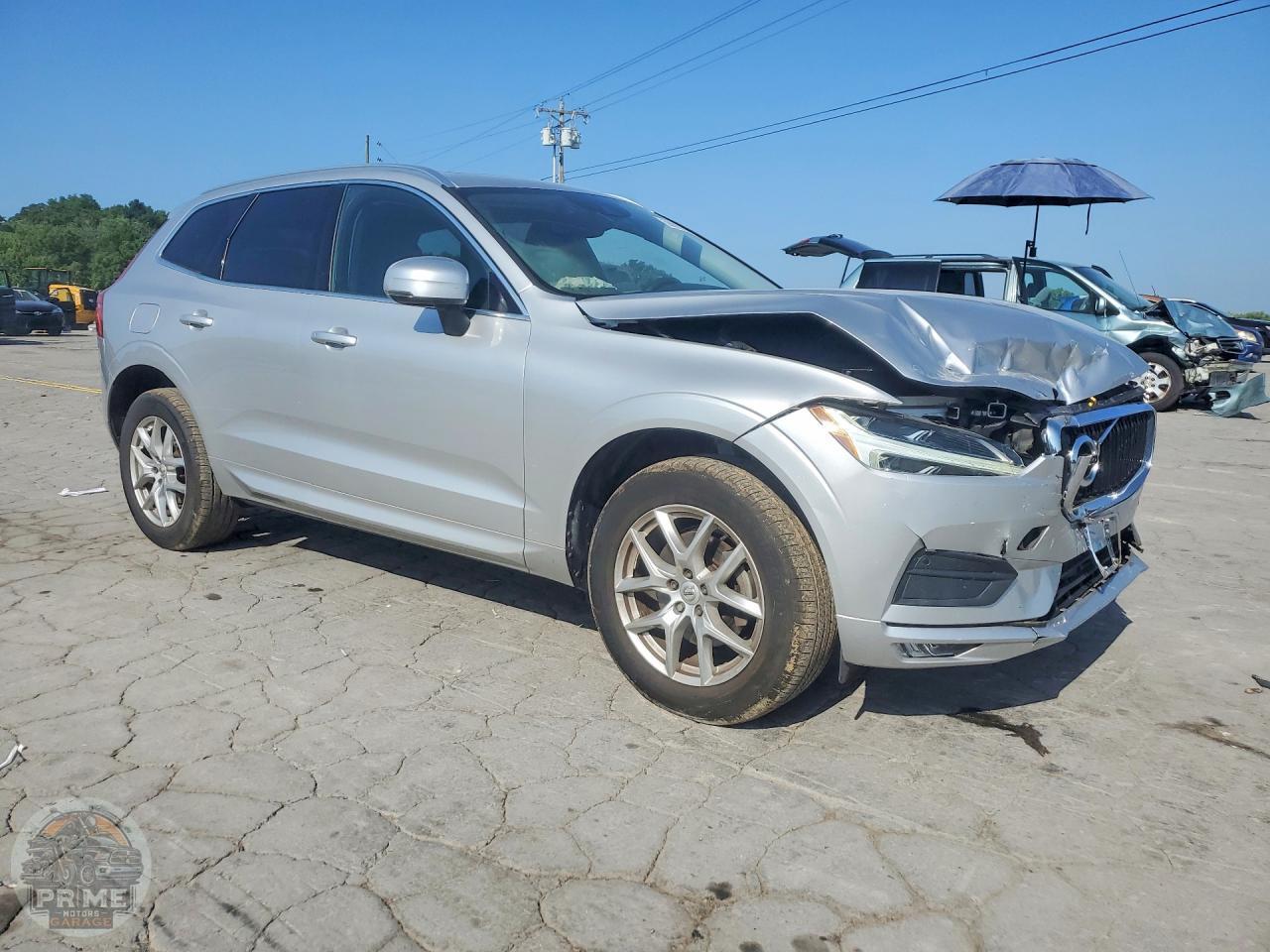 2021 VOLVO XC60 — фото 4