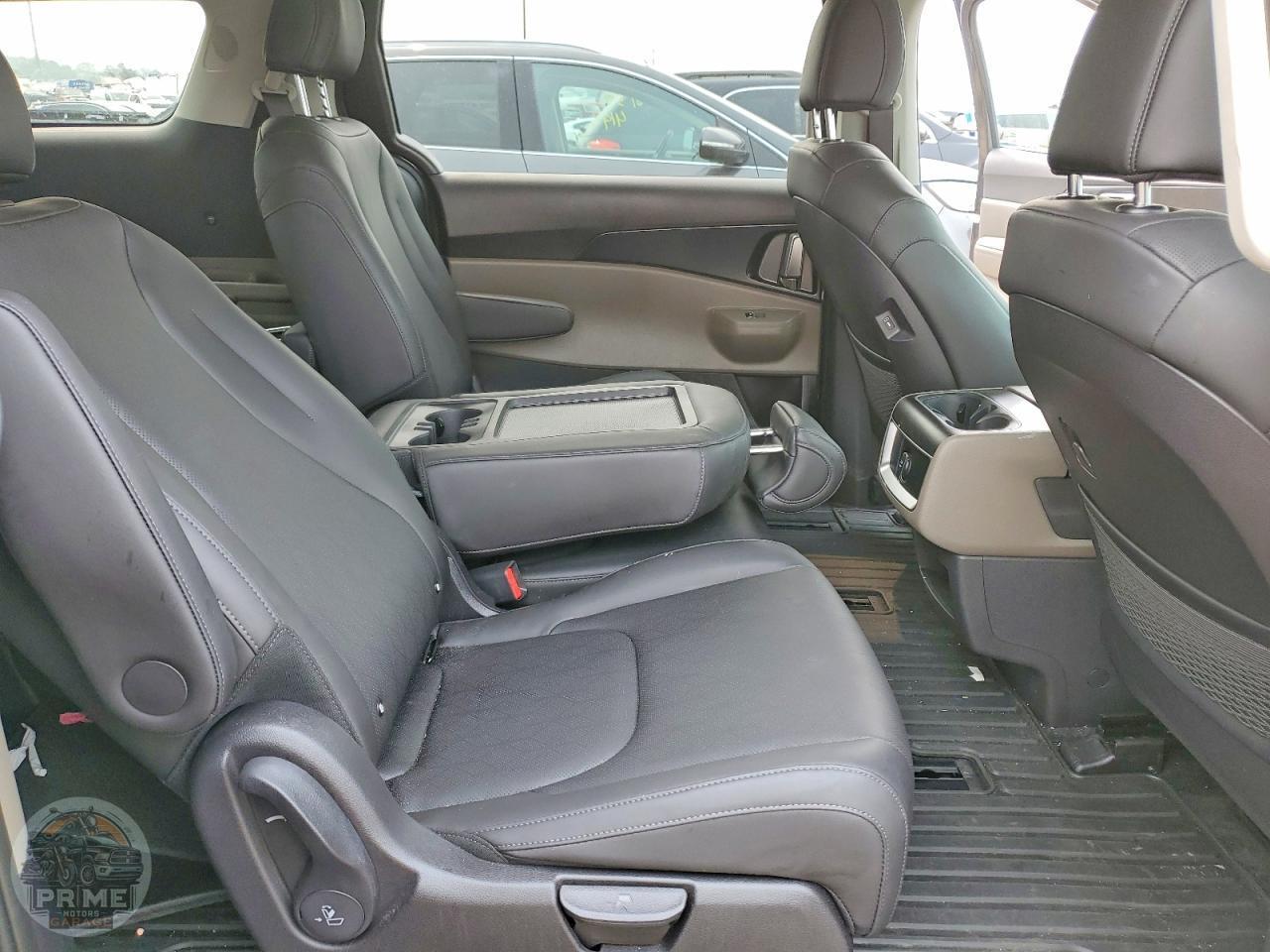 2026 KIA CARNIVAL — фото 11