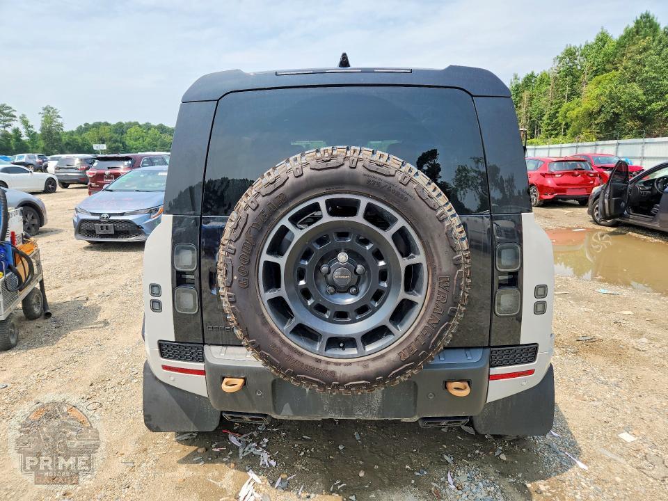 2026 LAND ROVER DEFENDER — фото 6