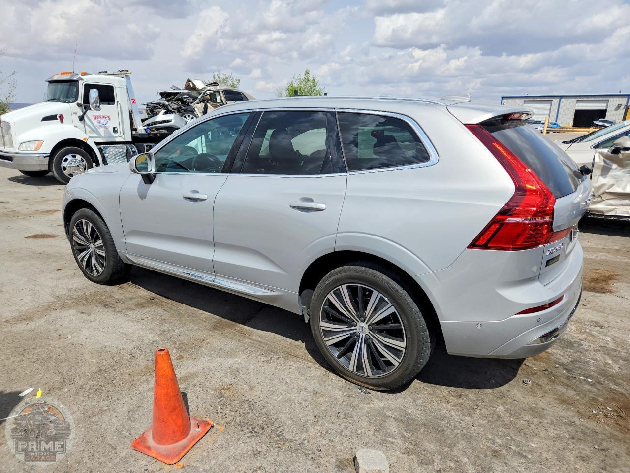 2023 VOLVO XC60 — фото 2