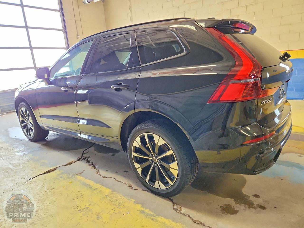 2026 VOLVO XC60 — фото 2