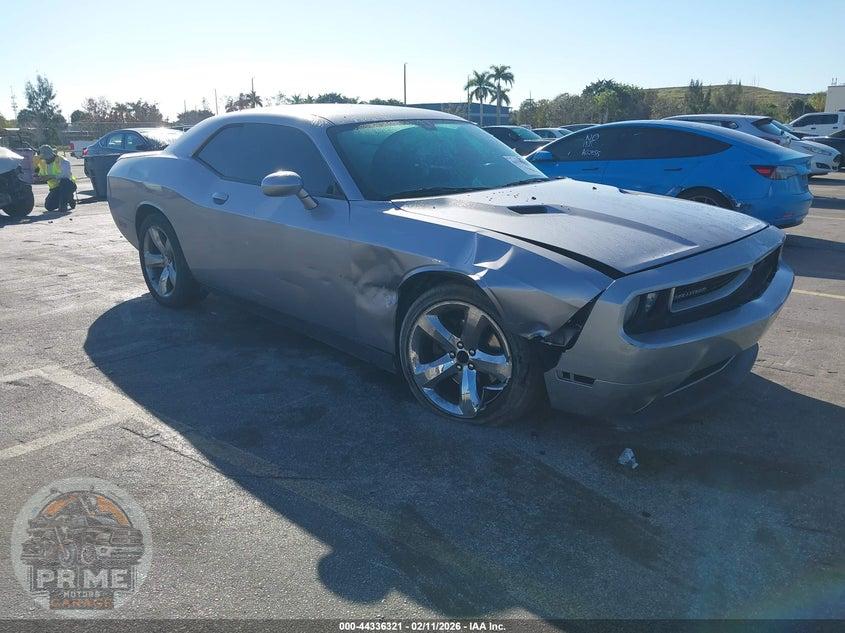 2013 DODGE CHALLENGER SXT