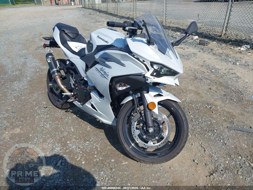 2025 KAWASAKI EX500 — фото 1