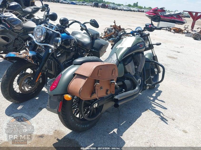 2016 VICTORY MOTORCYCLES GUNNER — фото 4