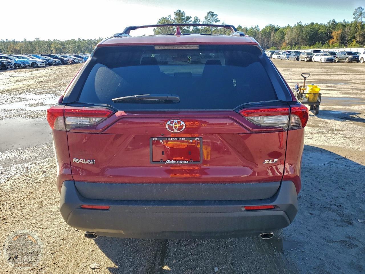 2025 TOYOTA RAV4 — фото 6
