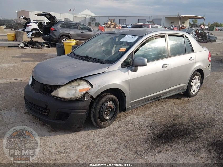 2010 NISSAN VERSA 1.8S — фото 2