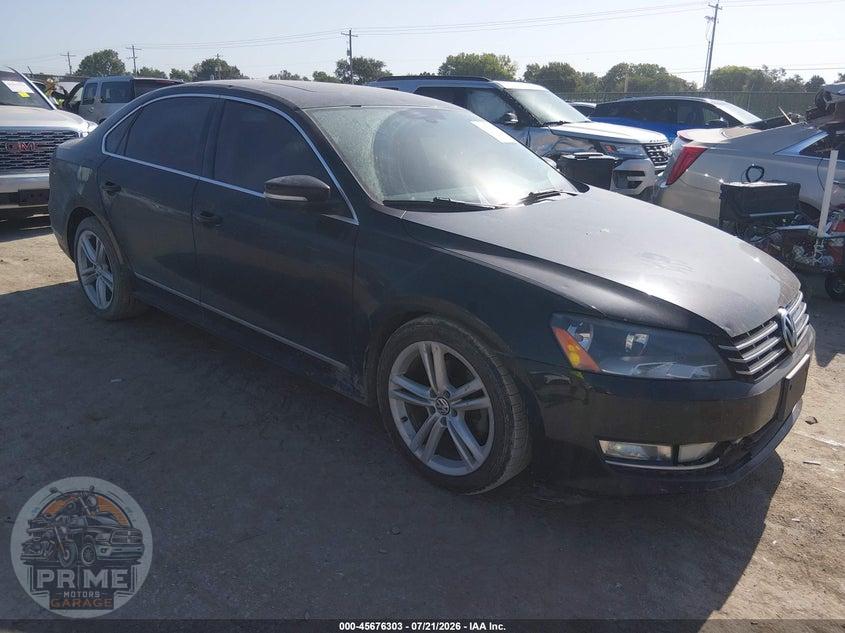2013 VOLKSWAGEN PASSAT 2.0L TDI SE — фото 1