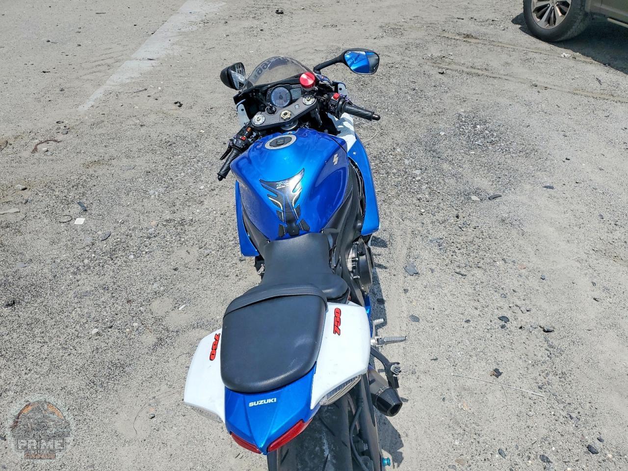 2009 SUZUKI GSX R750 — фото 6