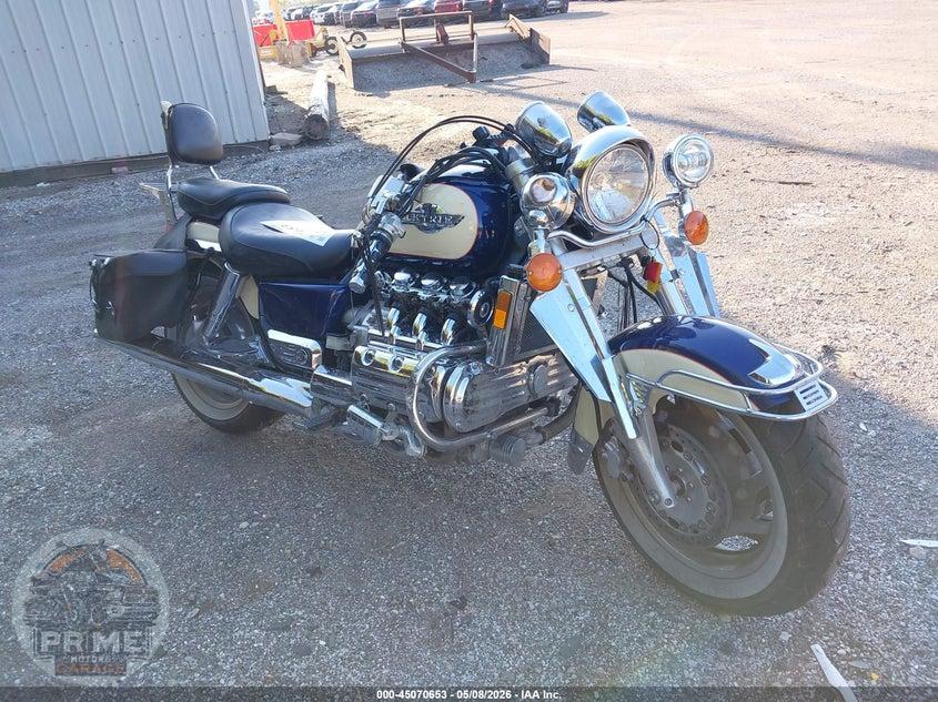 1998 HONDA GL1500 C/2