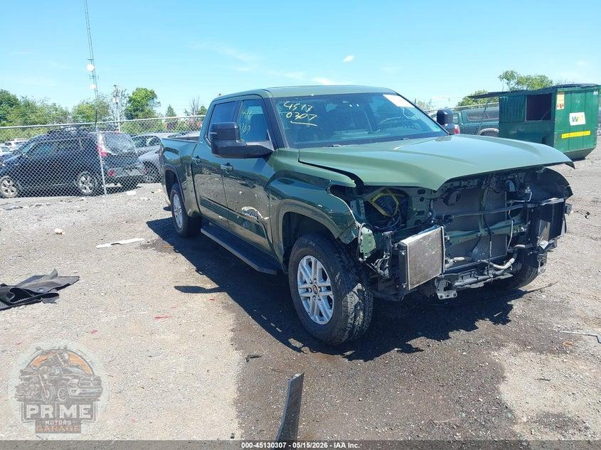 2023 TOYOTA TUNDRA SR5