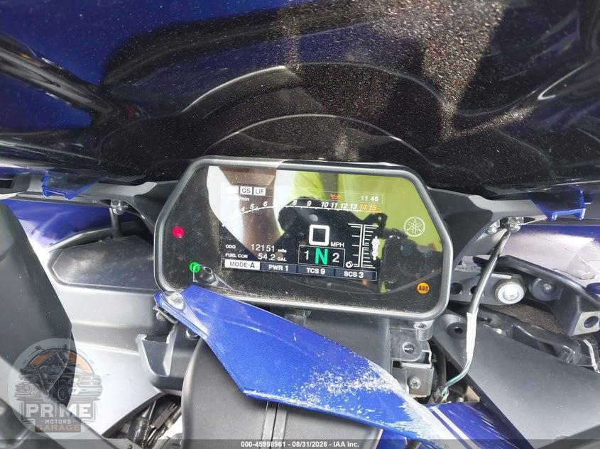 2017 YAMAHA YZFR1 — фото 7