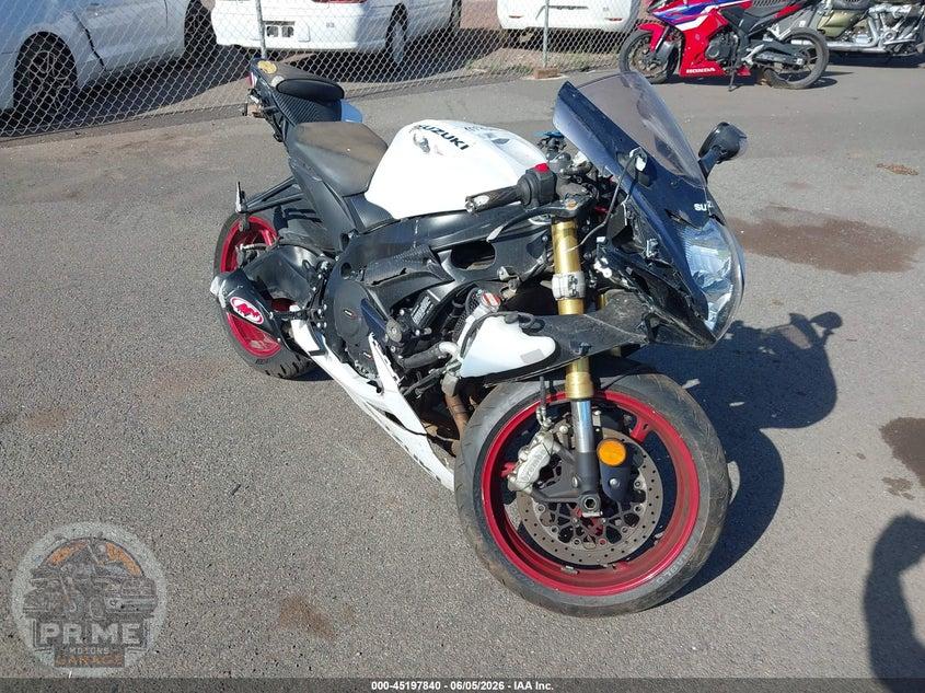 2025 SUZUKI GSX-R750