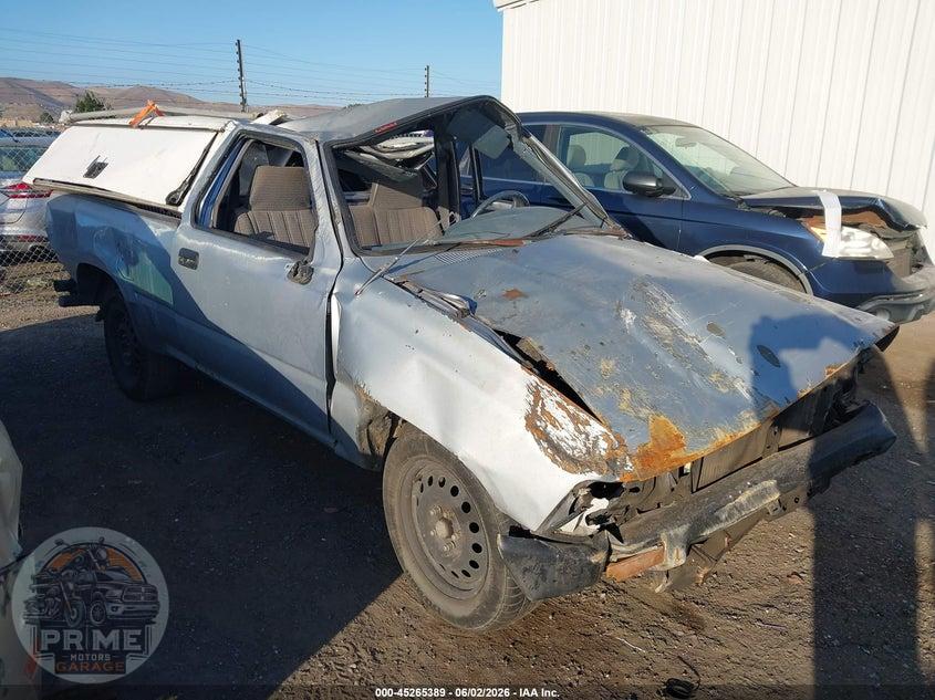 1990 TOYOTA PICKUP 1/2 TON SHORT WHEELBASE