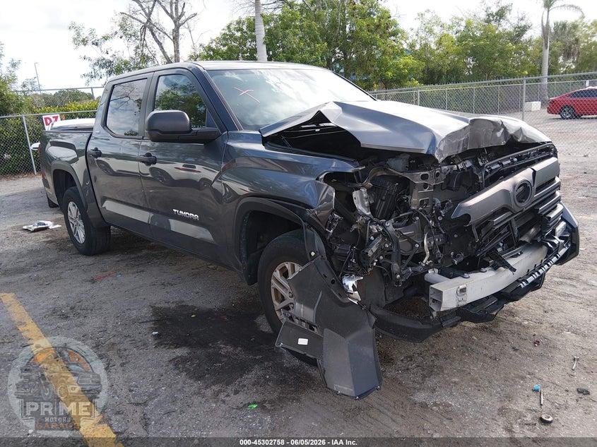 2024 TOYOTA TUNDRA SR5