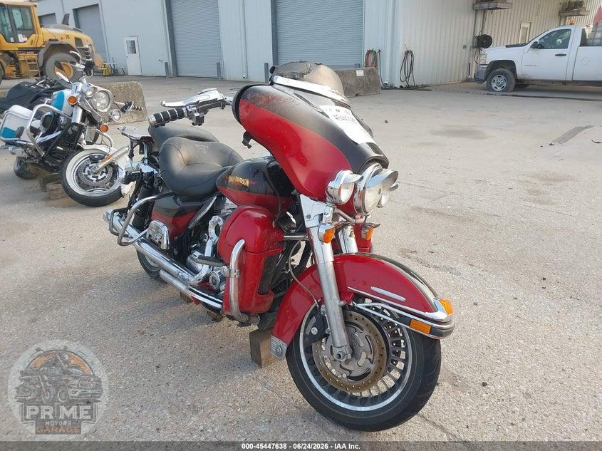 2010 HARLEY-DAVIDSON FLHTK (ULTRA LIMITED)