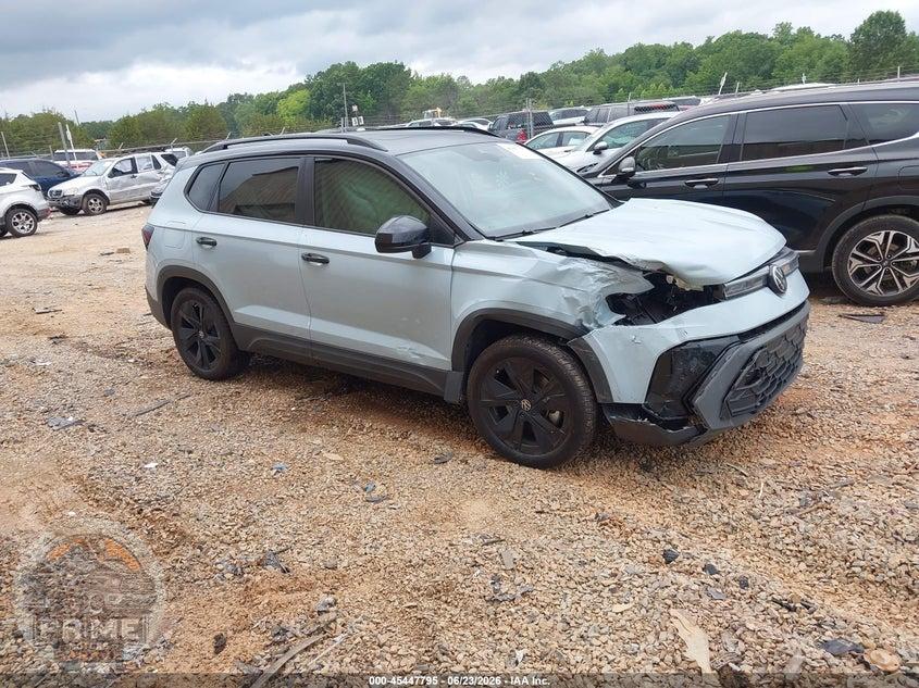 2025 VOLKSWAGEN TAOS 1.5T SE BLACK