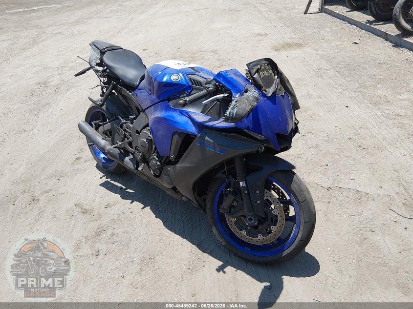 2023 YAMAHA YZFR1
