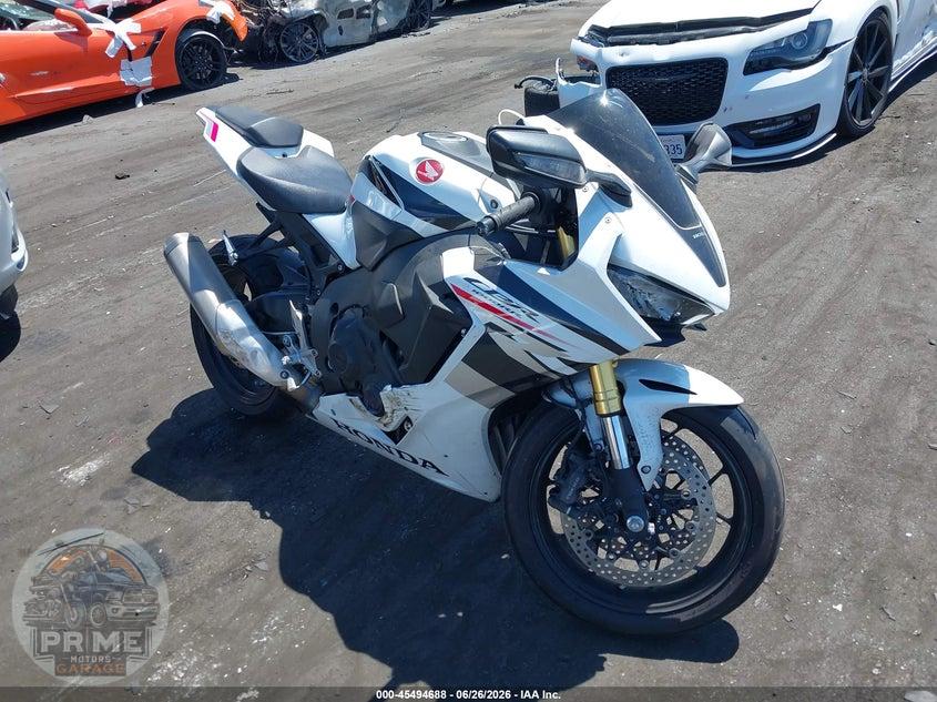2025 HONDA CBR1000 RA